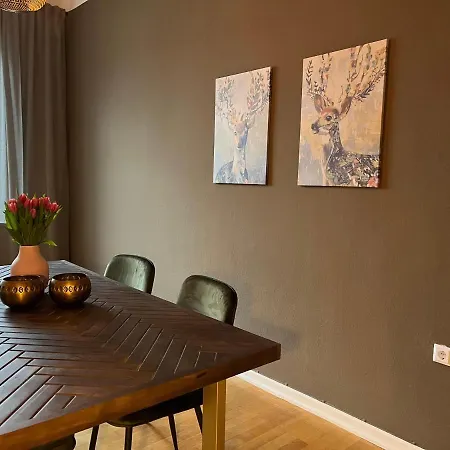 Hanna-s-place Apartment *